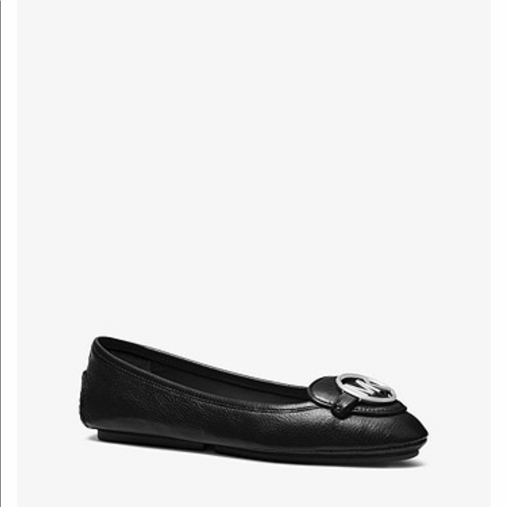 Brand new Michael Kors leather flats in black